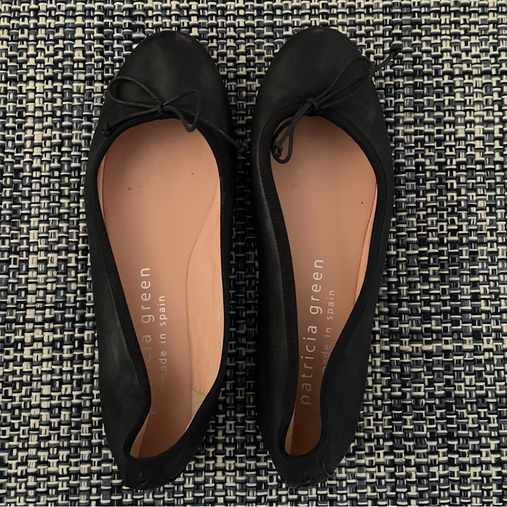 Patricia Green Navy Blue Ballet Flats 38